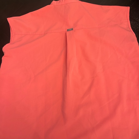 Figs Coral Women's Top - Picture 5 of 14